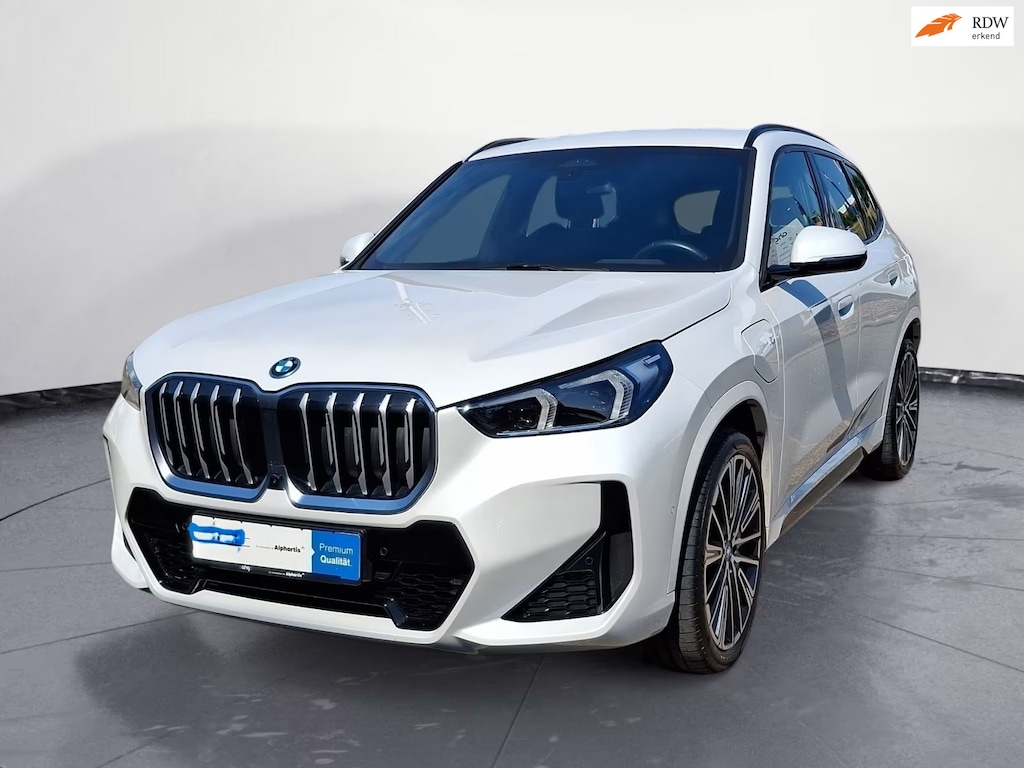 BMW X1 XDrive30e M-Sport Head-up, 20 inch.