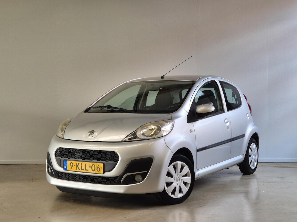 Peugeot 107 1.0 Envy / Origineel NL/ 5-Deurs / Airco