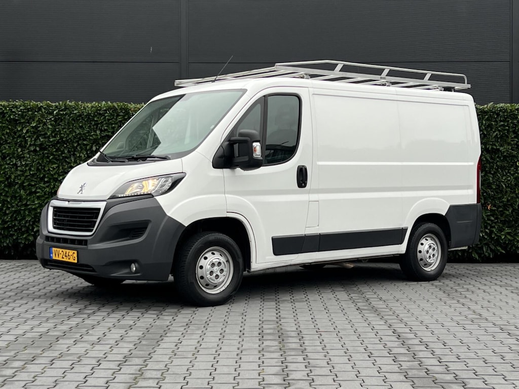 Peugeot Boxer Bestel 330 2.2 HDI L1H2 XR, NL AUTO, NAP LOGISCH, AIRCO, NAVIGATIE, CRUISE CONTROL, CAMERA, TREKHAAK, 3-PERSOONS