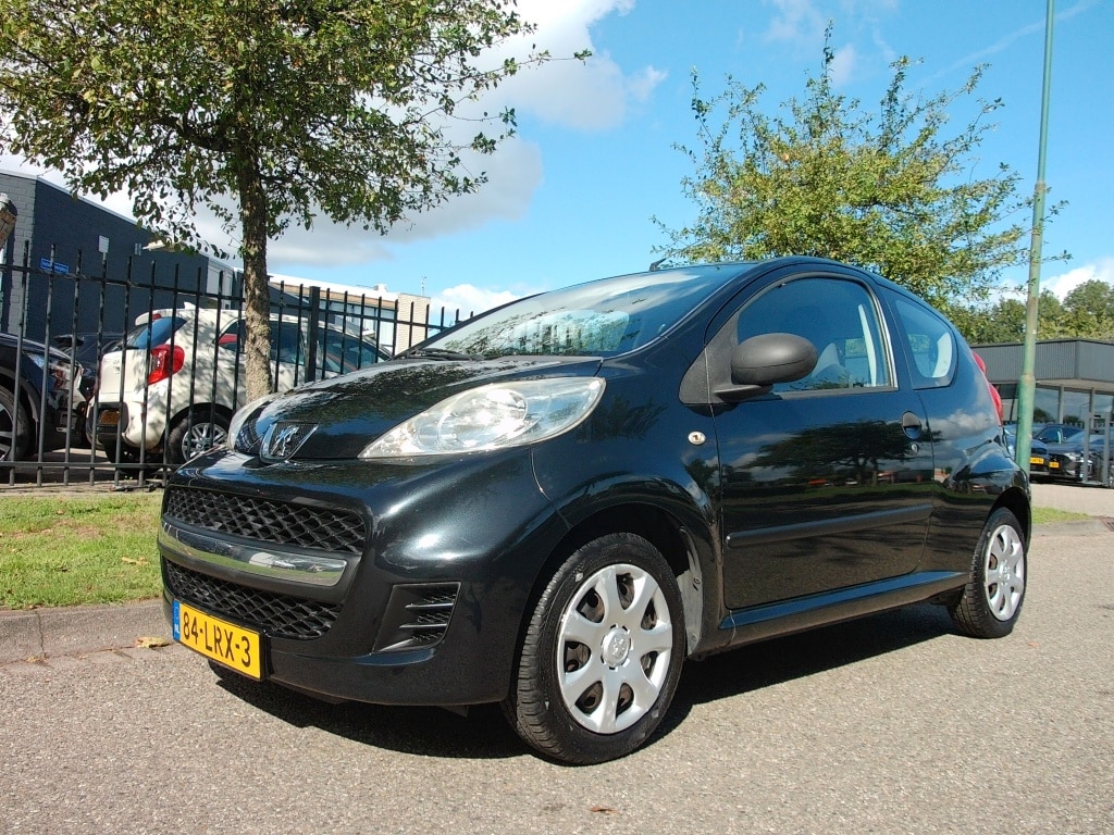 Peugeot 107 1.0 12V 68PK 3D Mooi en Goed Nwe APK