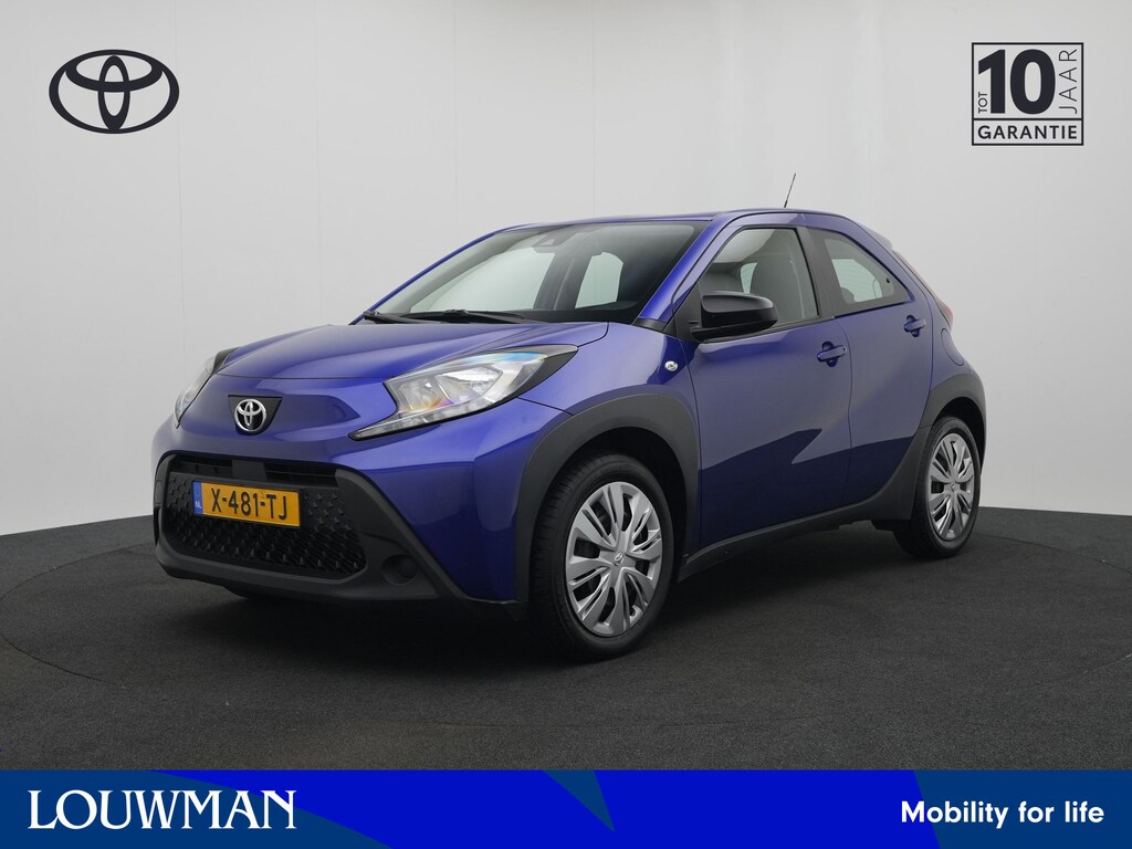 Toyota Aygo X 1.0 VVT-i S-CVT Play