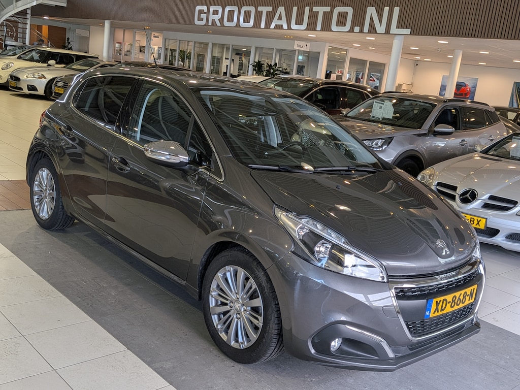 Peugeot 208 1.2 PureTech Active Automaat Airco, Cruise Control, Stuurbekrachtiging