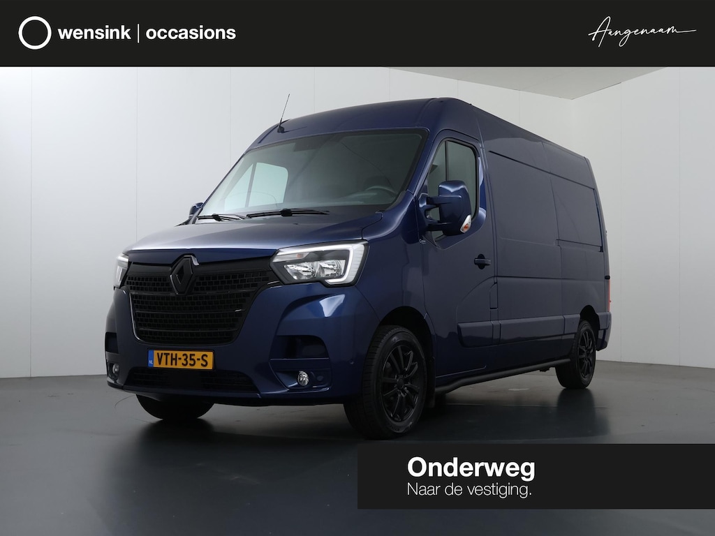 Renault Master T35 2.3 dCi 180PK | Aut. | L2 H2 | Energy | Climate Control | Webasto Standkachel | 3-zits | Trekhaak | Navigatie | Parkeercamera