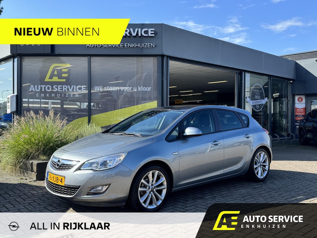 Opel Astra 1.4 Turbo Navi Edition 3 MND garantie incl. beurt-apk | Mooie budget auto met lage km stand en geheel dealer onderhouden voorzien van o.a. Trekhaak | Navigatie | Cruise Control en LMV