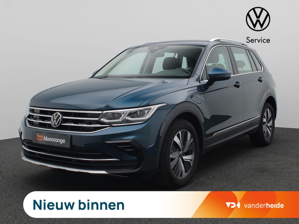 Volkswagen Tiguan 1.4 TSI eHybrid Elegance 245PK DSG Trekhaak, Parkeersensoren voor en achter, 18" LM Velgen, Side Assist, Stoel-Stuurverwarming, Elektr. Achterklep
