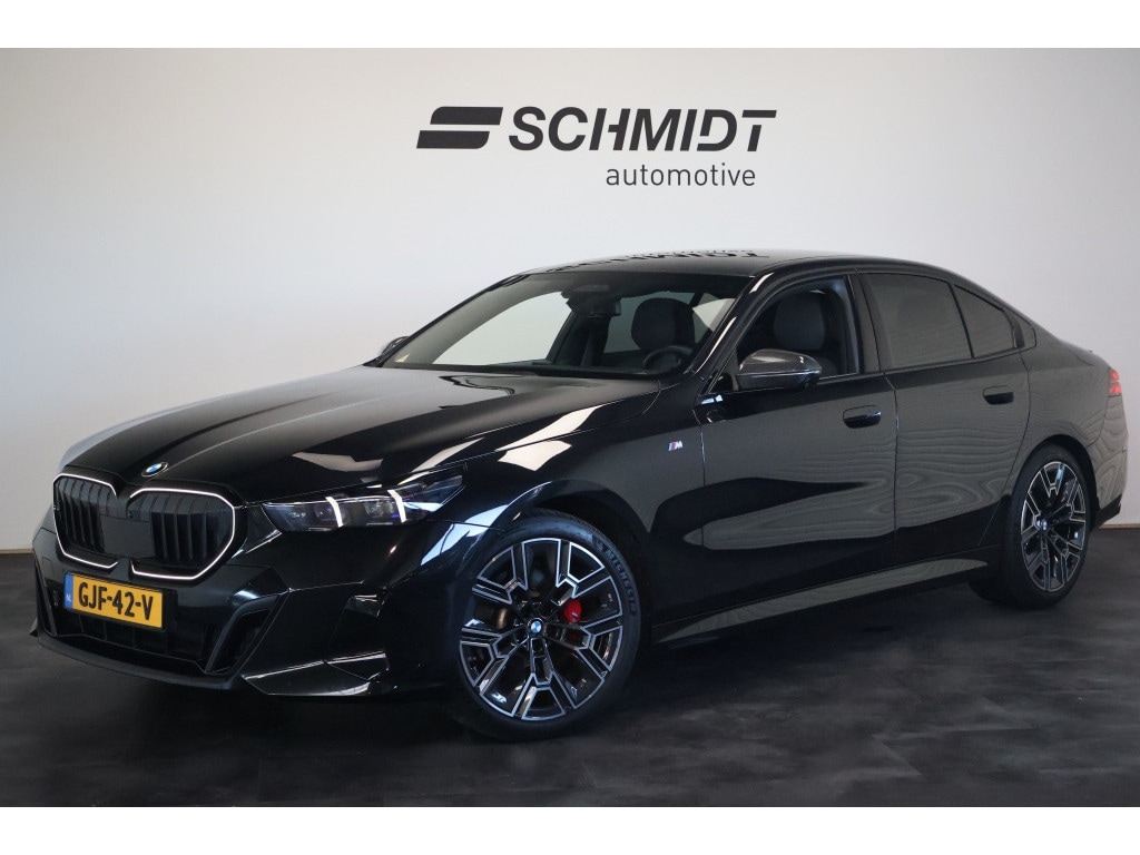 BMW 5-Serie 520i | M-Sport Pro | Panorama | H&K | Trekhaak | Carbon