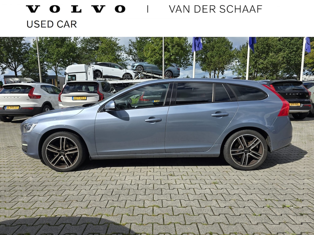 Volvo V60 1.5 T3 Polar+ Dynamic Dealer onderhouden |  Cruise control |  Verwarmde stoelen voor | Standkachel | Trekhaak