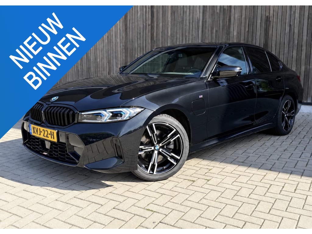 BMW 3-Serie 330e M SPORT | BTW | 360 | ACC | HEADUP | MEMORY | DODEHOEK | SOH 101%
