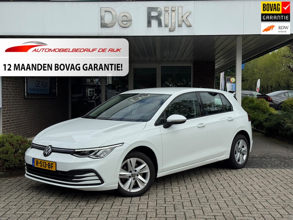 Volkswagen Golf 1.0 eTSI Life | Carplay/Android, Camera, Stoel+Stuurverw., LED, ACC | Winter Pakket |