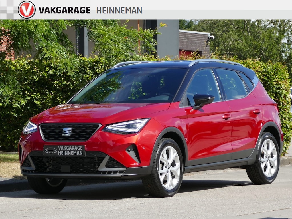 SEAT Arona 1.0 EcoTSI FR AUTOMAAT | digitaal dashboard | achteruitrijcamera | Apple Carplay/ Android auto | stoelverwarming