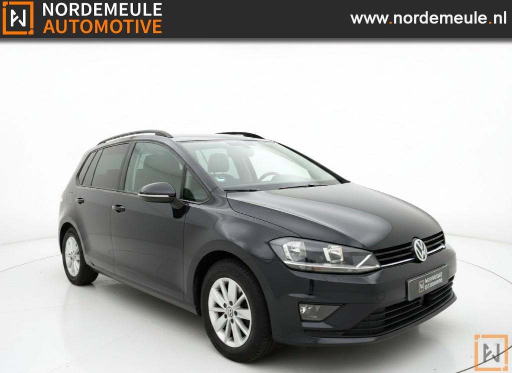 Volkswagen Golf Sportsvan 1.6 TDI HIGHLINE, ACC, Navi, PDC, Trekhaak