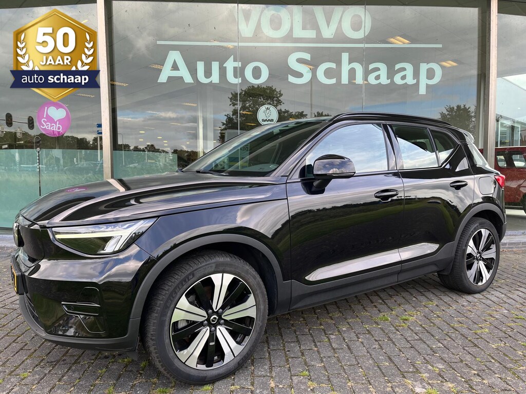 Volvo XC40 Recharge Plus 70 kWh | Rijklaar incl 12 mnd Bovag | SoH 93% Warmtepomp Sportstoelen Keyless DAB Trekhaak