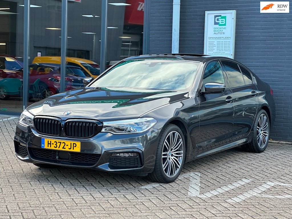 BMW 5-Serie 530i High Executive/PANO-DAK/LEDER/CAMERA/DEALERONDERHOUDEN!!