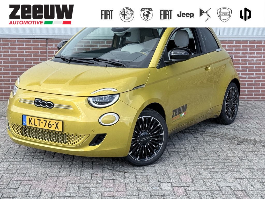 Fiat 500e ICON 42 kWh | Pano | Camera | Winter | 17"