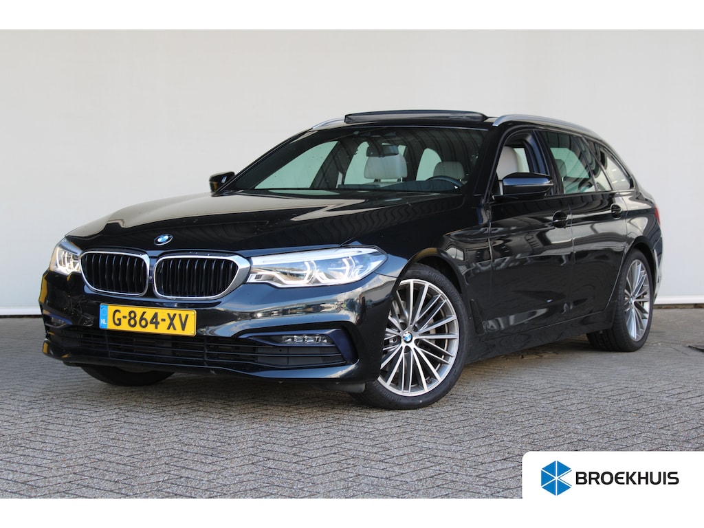 BMW 5-Serie Touring 520i High Executive Edition | Luxe ledere bekleding | Schuif-kanteldak | Elektrische achterklep | Keyless start |