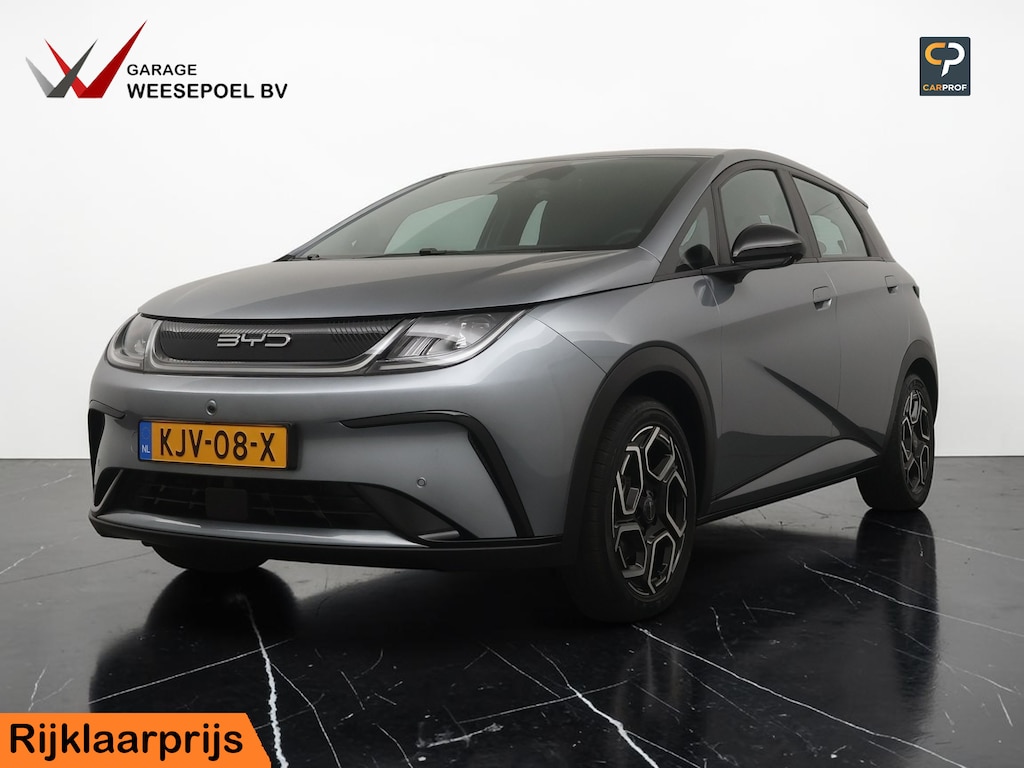 BYD Dolphin Comfort 60.4 kWh 204PK (SOH 98%) - Navigatie - 360 graden camera - 17 inch LM velgen - Adaptieve cruise control - Fabrieksgarantie tot 03-2030