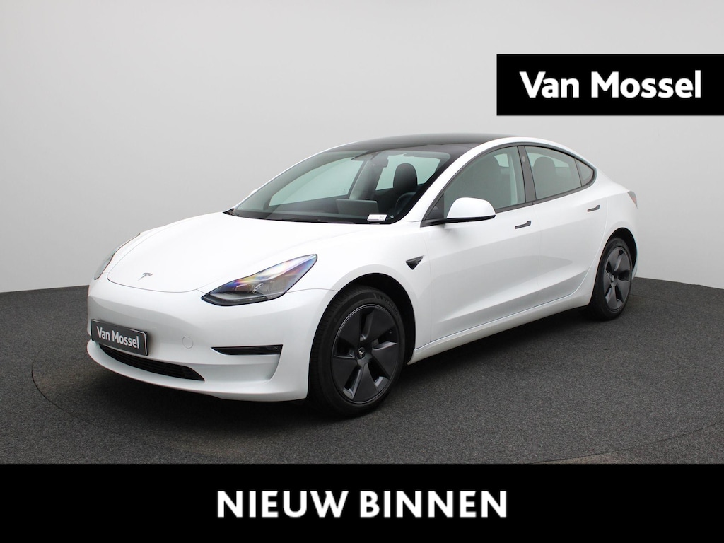 Tesla Model 3 RWD Long Range | WORDT VERWACHT | APPLE CARPLAY | ANDROID AUTO | ACHTERUITRIJCAMERA | ELEKTRISCHE KOFFERKLEP | LEDEREN BEKLEDING | CLIMATE CONTROL | ADAPTIVE CRUISE CONTROL | LED VERLICHTING |
