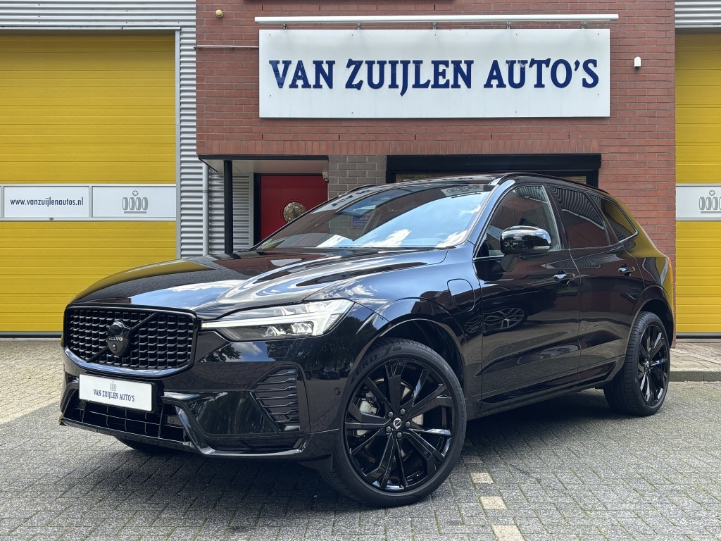 Volvo XC60 T6 AWD Black Edition Panorama 21'' Trekhaak Harman Kardon
