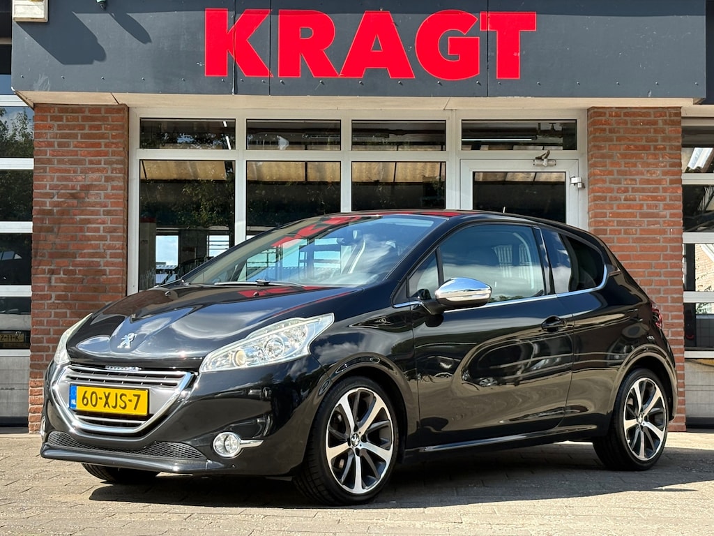 Peugeot 208 Allure 1.4 VTi 95 pk - sportief - APK 07-2027!