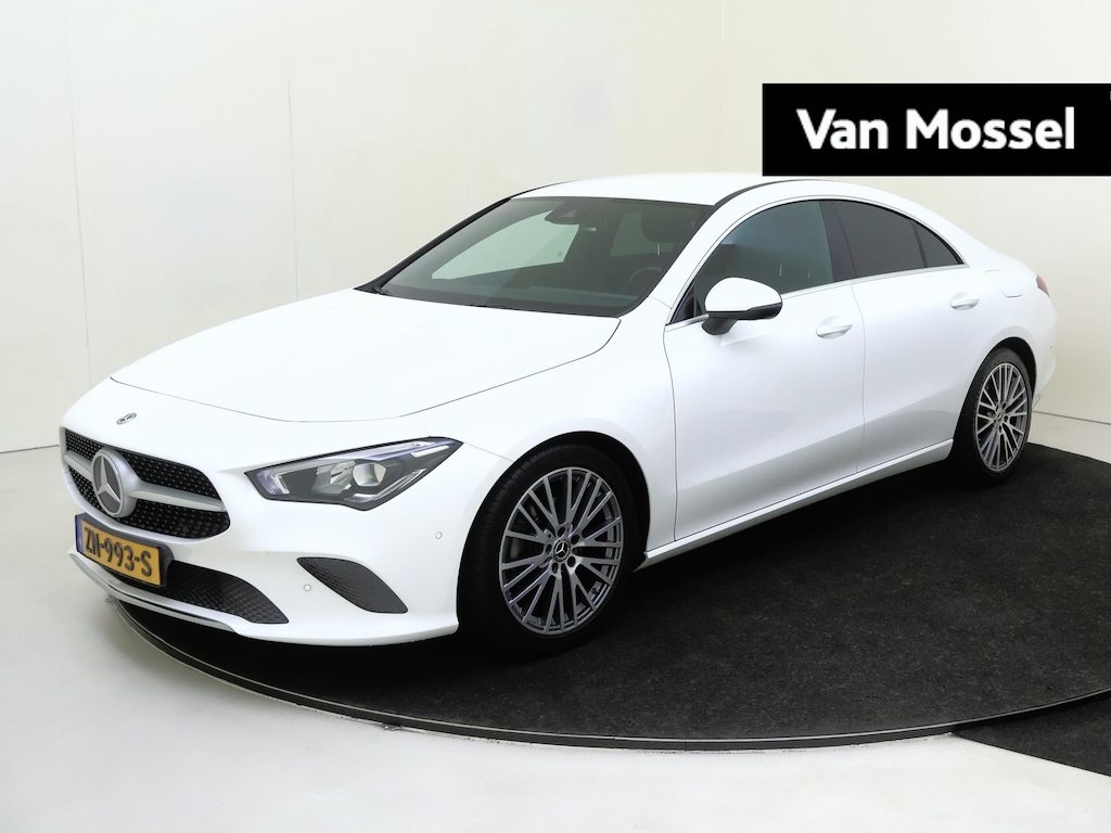 Mercedes-Benz CLA 200 Business Solution | half leder | LM velgen | climate control | camera
