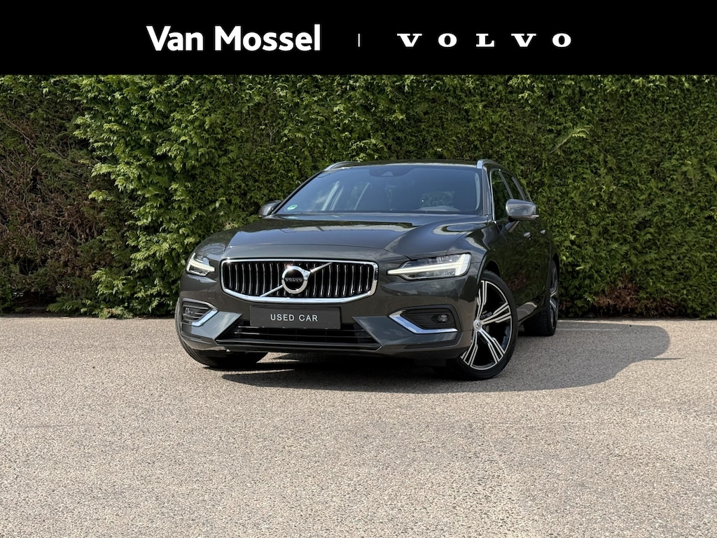 Volvo V60 B3 Inscription | Trekhaak | Pano dak | BLIS | Keyless | Elektrische stoelen | Ledere bekleding |