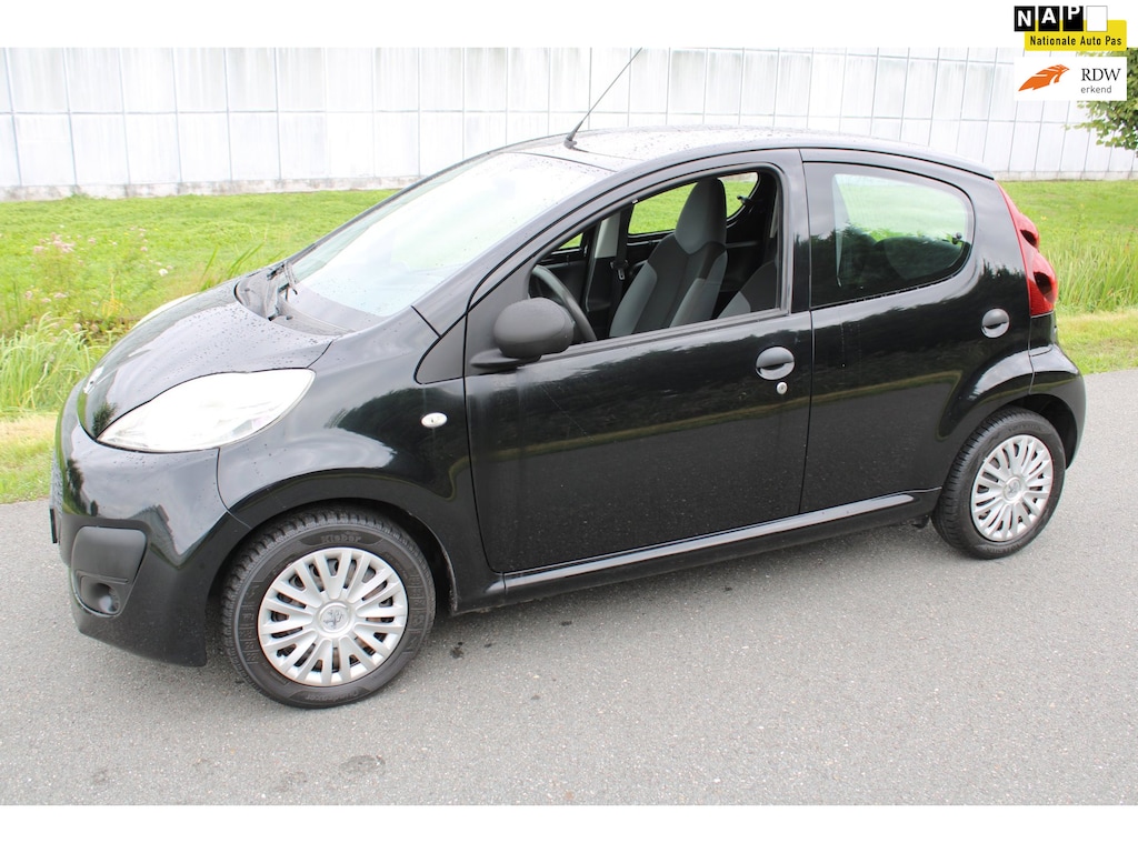 Peugeot 107 1.0 Access Accent 5 Drs met Airco