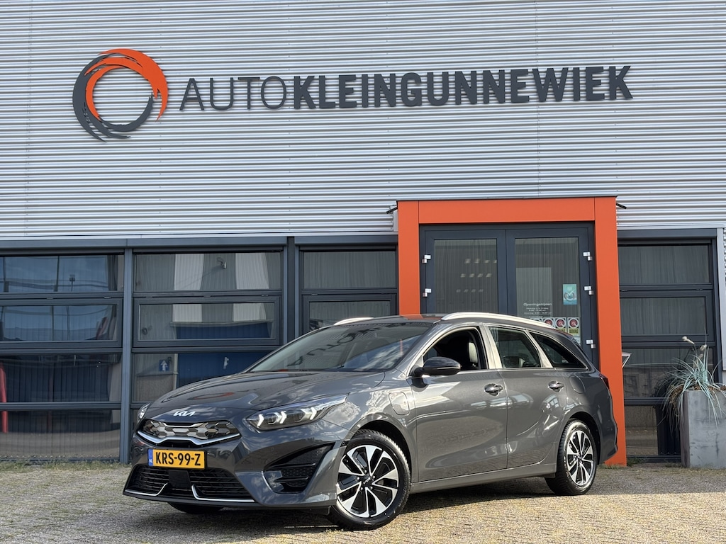 Kia Ceed Sportswagon 1.6 GDI PHEV DynamicPlusLine / Trekhaak / Allseason banden / Navi / Applecarplay/AndroidAuto /