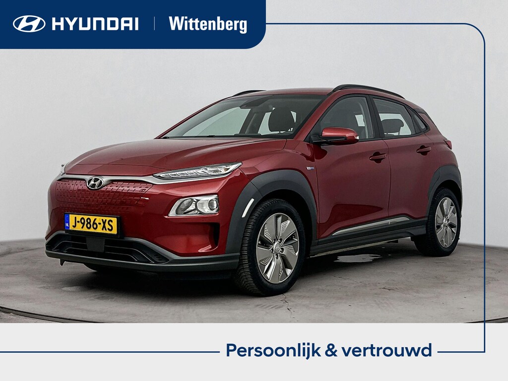 Hyundai Kona Electric EV Comfort 64 kWh | Warmtepomp | Navigatie & Carplay | Premium Audio | Camera | Adap Cruise |