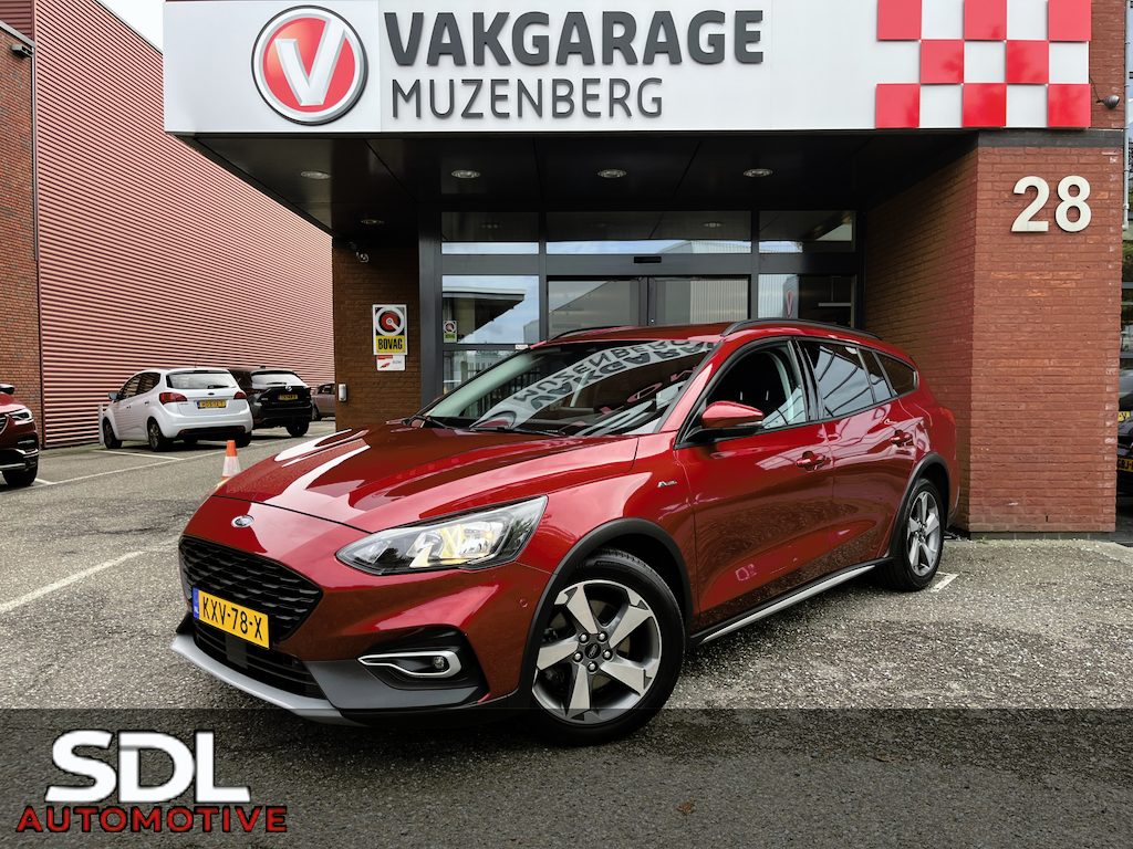 Ford Focus Wagon 1.5 EcoBoost 183PK! Active X ST-Line Business // WEGKLAPBARE TREKHAAK // FULL LED // ADAPTIVE CRUISE // KEYLESS // NAVI + CARPLAY // PDC V+A // WINTERPACK // CAMERA