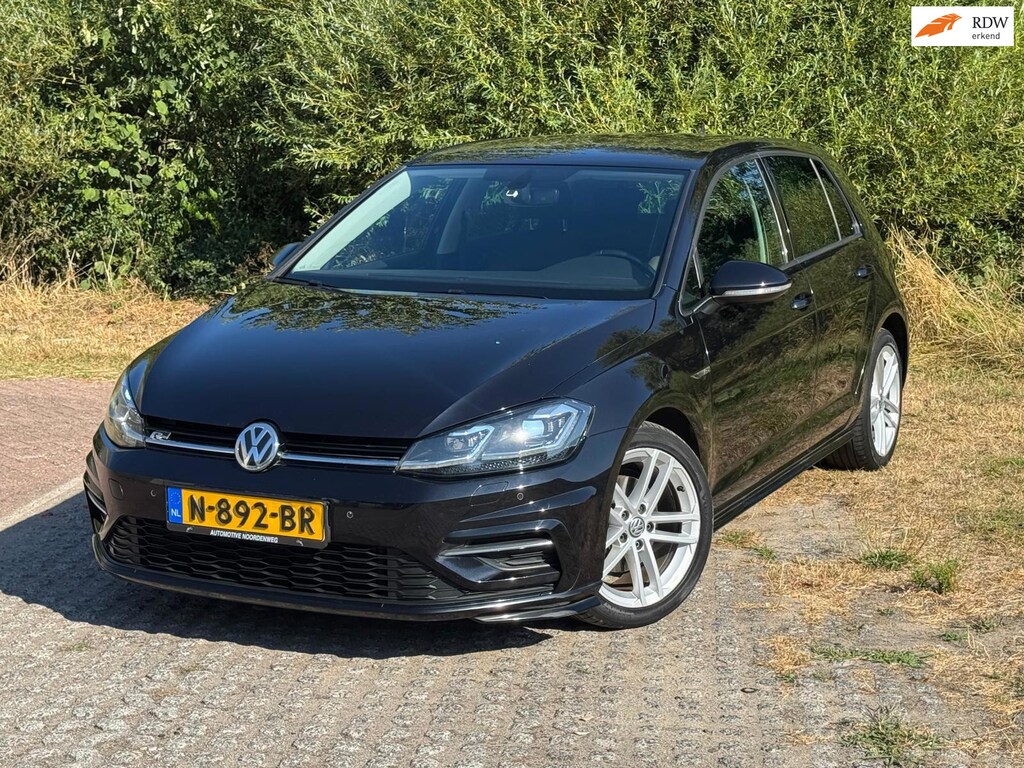 Volkswagen Golf 1.5 TSI Highline Business R / AUTOMAAT/ LED /