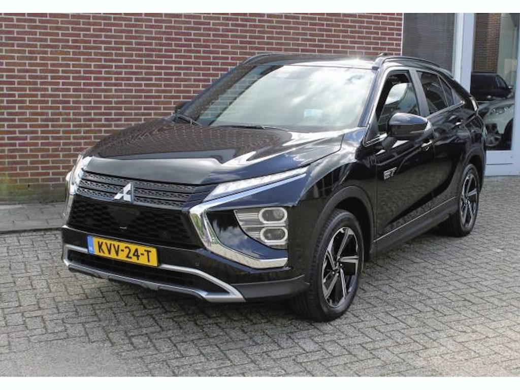 Mitsubishi Eclipse Cross 2.4 PHEV Intense+ | RIJKLAAR | TREKHAAK