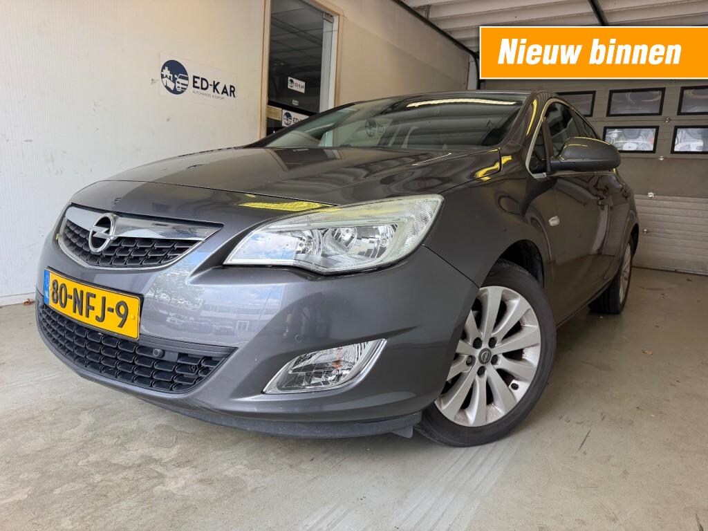 Opel Astra 1.4 Turbo Cosmo 5DRS CLIMA 2DE EIG. RIJDT TOP LMV ORG. KM APK 4-2027