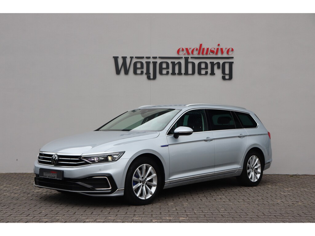 Volkswagen Passat 1.4 TSI PHEV GTE IQ LED Trekhaak Virtual Leder