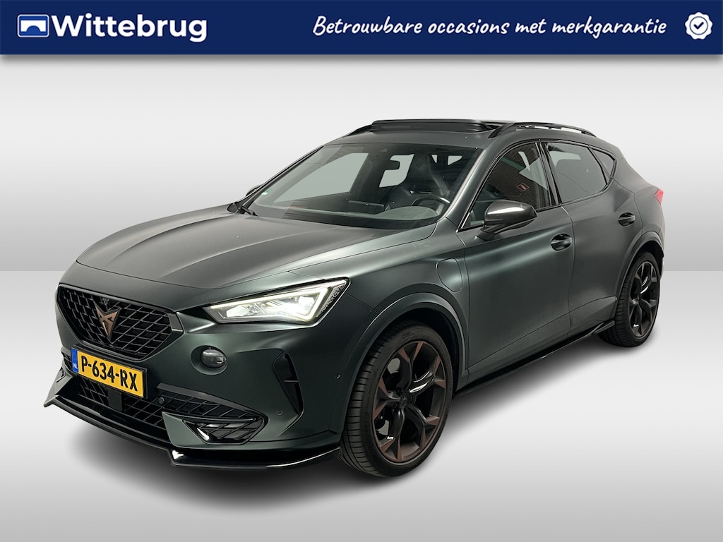 CUPRA Formentor 1.4 e-Hybrid VZ Performance / AUTOMAAT/ 245 PK/ PANO/ LEER/ TREKHAAK/ ACC/ PARK.SENSOR.V+A/ CAMERA/ FULL LINK/ STUUR+STOELVERWARM./ MEMORY SEAT/ DCC/ DODEHOEK/ ELEK.ACHTERKLEP/ KEYLESS/ NAVI/ DAB/ LED/ 19'' LMV