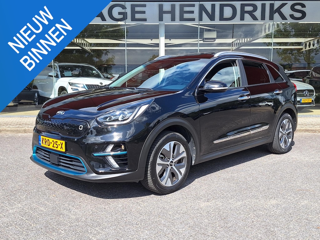 Kia Niro EV e-Niro ExecutiveLine Sky 64 kWh | SOH: 95.8% | 3 Fase | Warmtepomp | Schuifdak | Leder | Memory Seat |