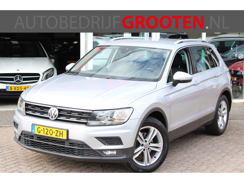 Volkswagen Tiguan 1.5 TSI ACT//NAVI//TREKHAAK!!