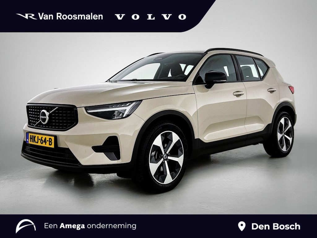 Volvo XC40 2.0 B4 Plus Dark | Trekhaak | Stoel + Stuurverwarming | All-season banden |