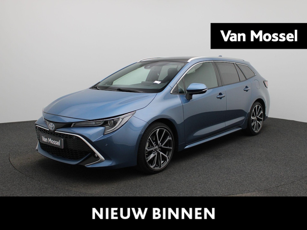 Toyota Corolla Touring Sports 2.0 Hybrid Executive JBL | WORDT VERWACHT | PANORAMADAK | STOELVERWARMING | ELEKTRISCHE ACHTERKLEP | ACHTERUITRIJCAMERA | JBL GELUIDSSYSTEEM | LED VERLICHTING | CRUISE CONTROL | NAVIGATIE | KEYLESS | HALF-LEDER |