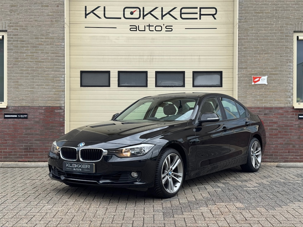 BMW 3-Serie 320i Executive Leder|Navigatie|Climate|PDC