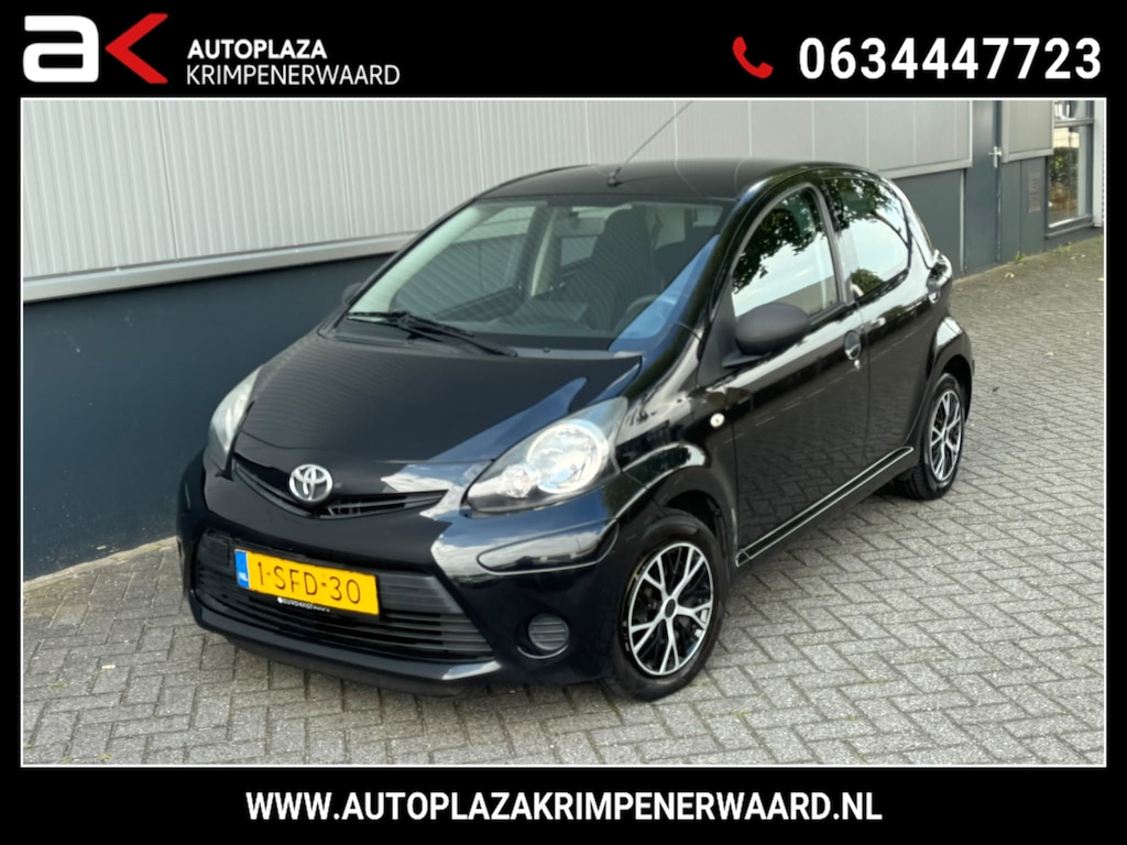 Toyota Aygo 1.0 VVT-i Now Airco Carplay Android Facelift