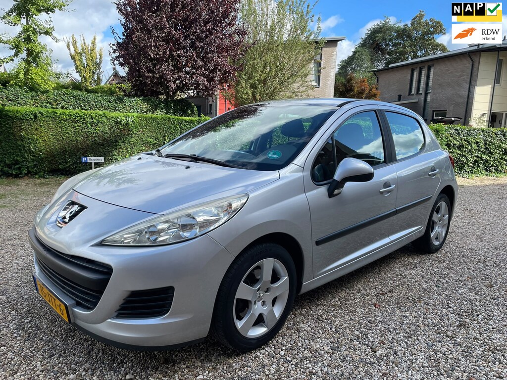 Peugeot 207 1.4 VTi X-line