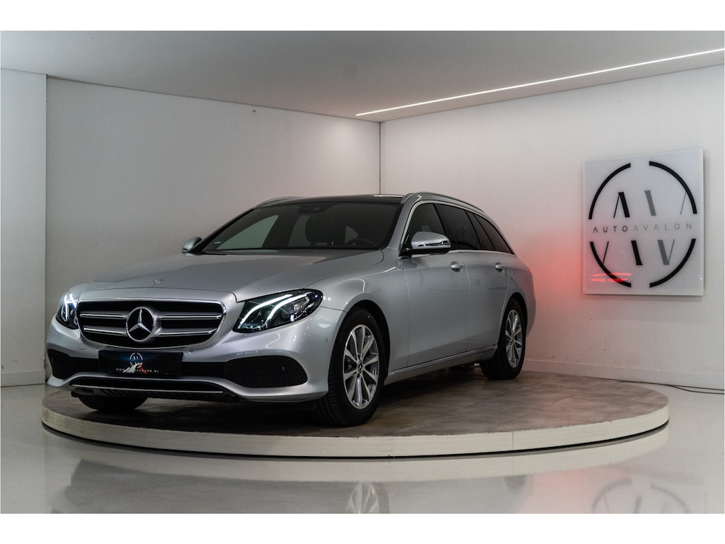 Mercedes-Benz E-klasse Estate 200 d Business Solution 150PK | NL AUTO+NAP | 1e Eigenaar | Pano | Trekhaak | Sfeer | Dealer OH