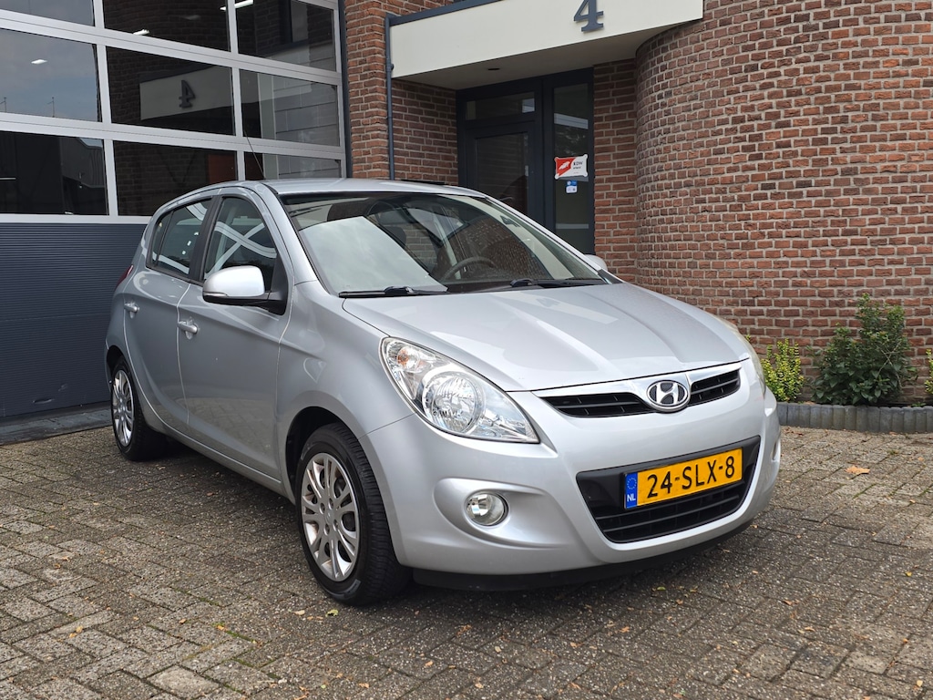 Hyundai i20 1.2i i-Motion 5DR |Apk |Nap |Trekhaak