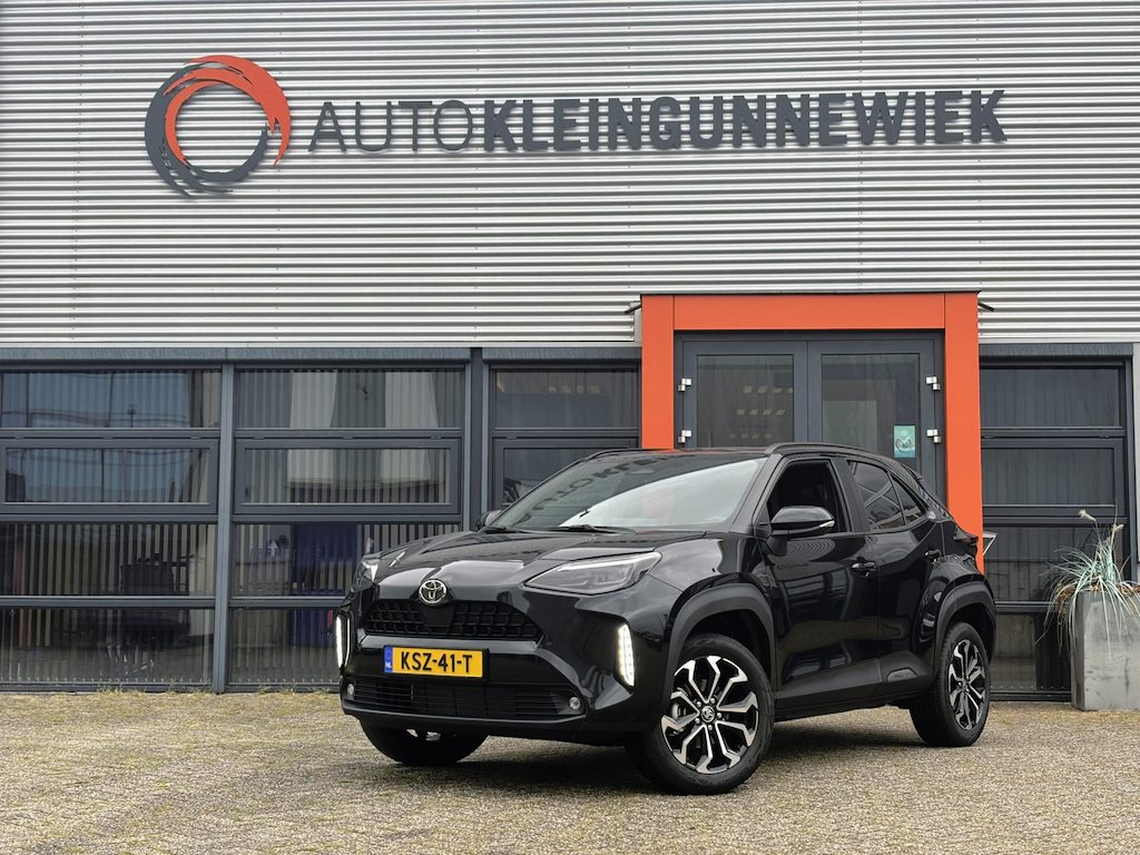 Toyota Yaris Cross 1.5 Hybrid 130 Dynamic / 100% Nieuw / Applecarplay/Android Auto / Stoel, Stuur & Voorruitverwarming /