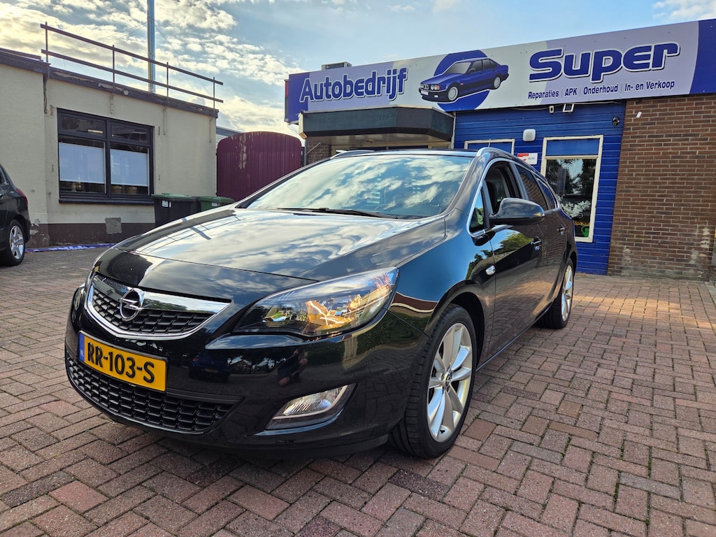 Opel Astra Sports Tourer 1.4 Turbo Cosmo
