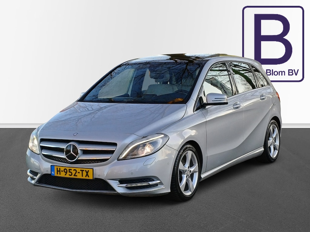 Mercedes-Benz B-klasse 180 Prestige /Pano/Leder/Navi/Dealer onderhouden!/
