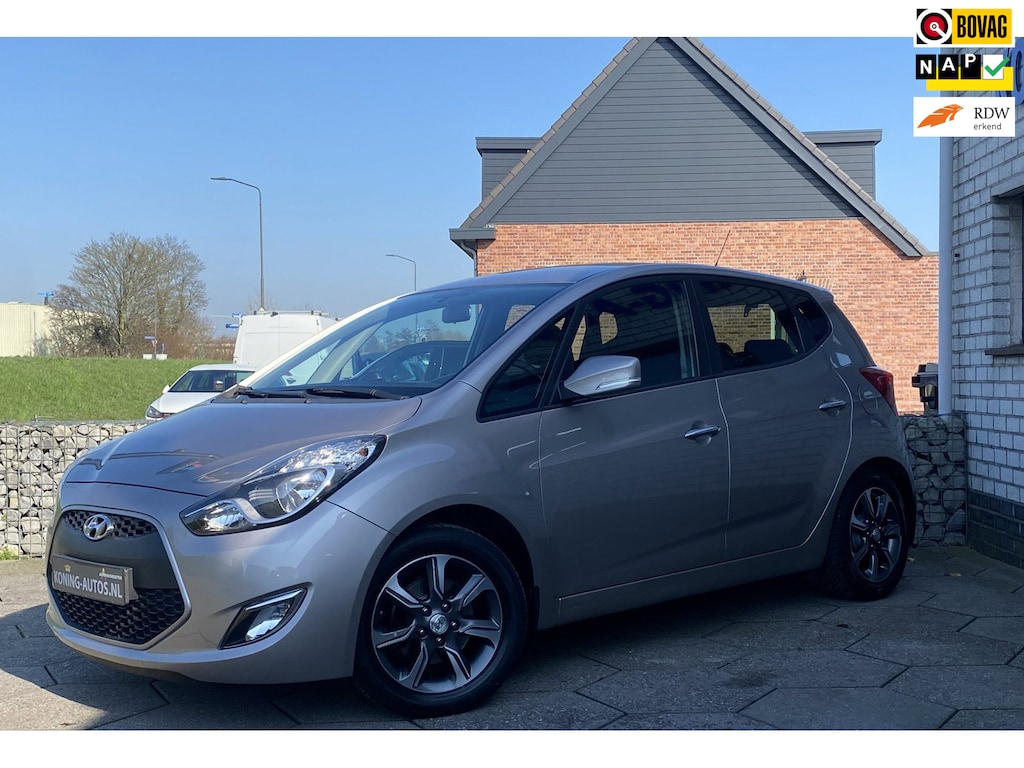 Hyundai ix20 1.4i Go!/ Camera / AC/ Navi/ Nw. APK/ NAP/ 1e eig./ Trehaak