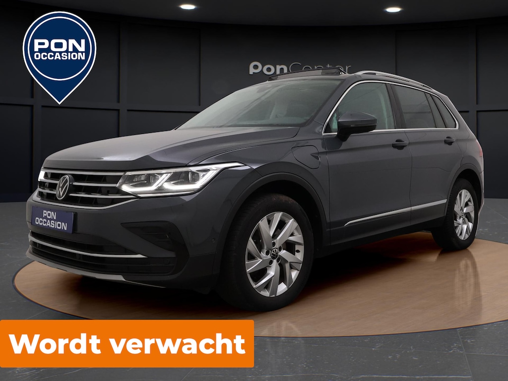 Volkswagen Tiguan 1.4 TSI eHybrid Elegance | Pano Dak | Trekhaak | Camera | Side Assist | ACC | Elek. Achterklep | Stuur-/Stoelverwarming | 18'' |