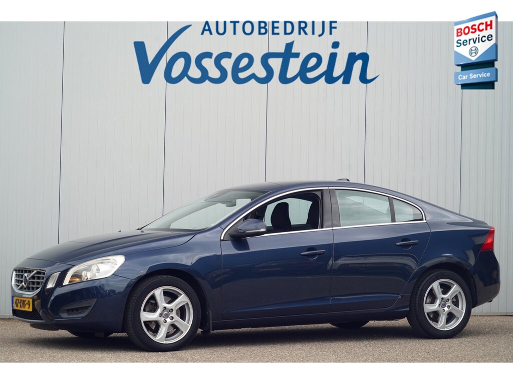 Volvo S60 1.6 T3 Summum / Dealer onderhouden / Navigatie / Cruise / Stoelverw. / Climate Control