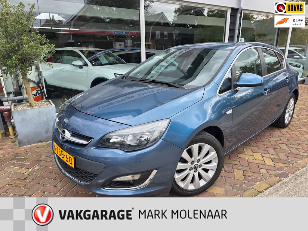 Opel Astra 1.4 Turbo Design Edition